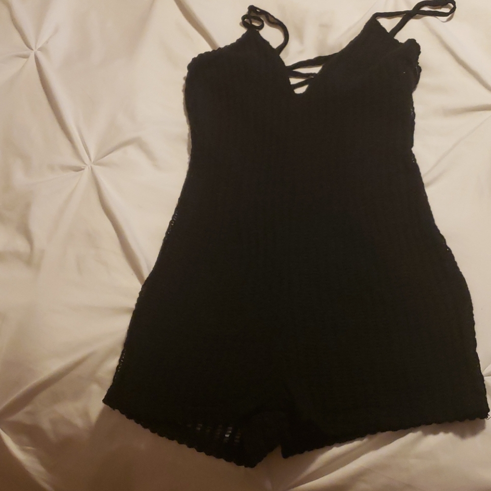 Womens small top. Side zipper. Lace back.